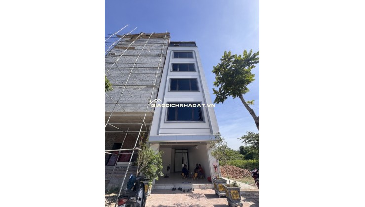 Tòa nhà dòng tiền Ngọc Thụy Long Biên – 7 tầng thang máy – 90m² – lô góc đẹp – 40 tỷ